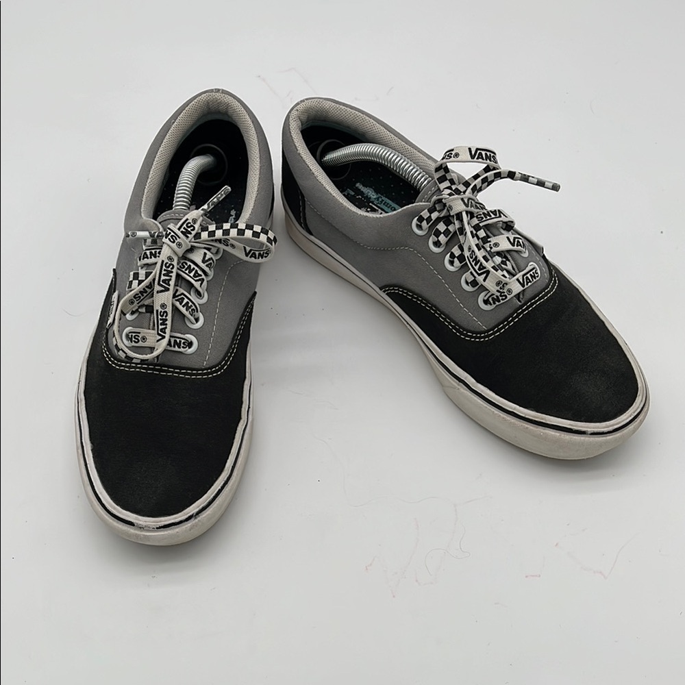 Vans Grey Black Icon Authentic Lace Up Shoes Women Size 8 BLEMISH